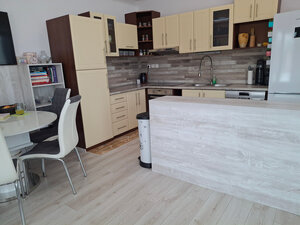 priestranný 4izbový byt  Nový Martin-rezervovaný — foto 2