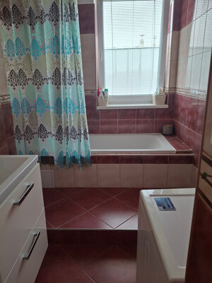 priestranný 4izbový byt  Nový Martin-rezervovaný — foto 9