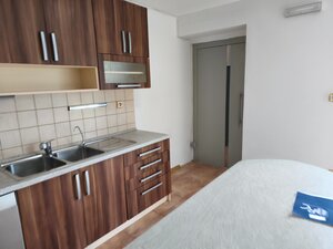 rozľahlý rodinný dom v lokalite Stráne — foto 10