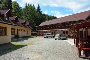 HORSKÝ HOTEL V CENTRE LYŽIARSKÉHO STREDISKA — foto 1