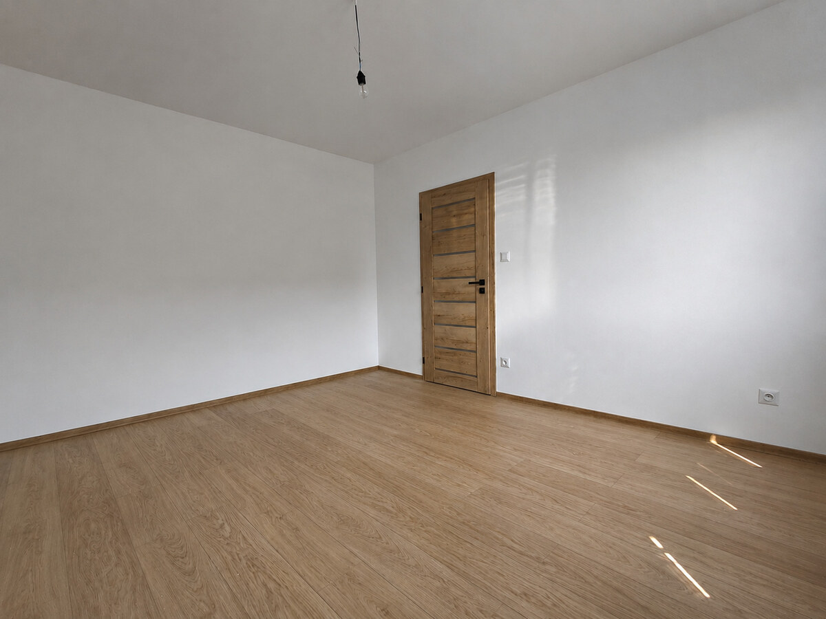 Znížená Cene Novo zrekonštruovaný 2 izbový byt s veľkou loggiou — foto 5