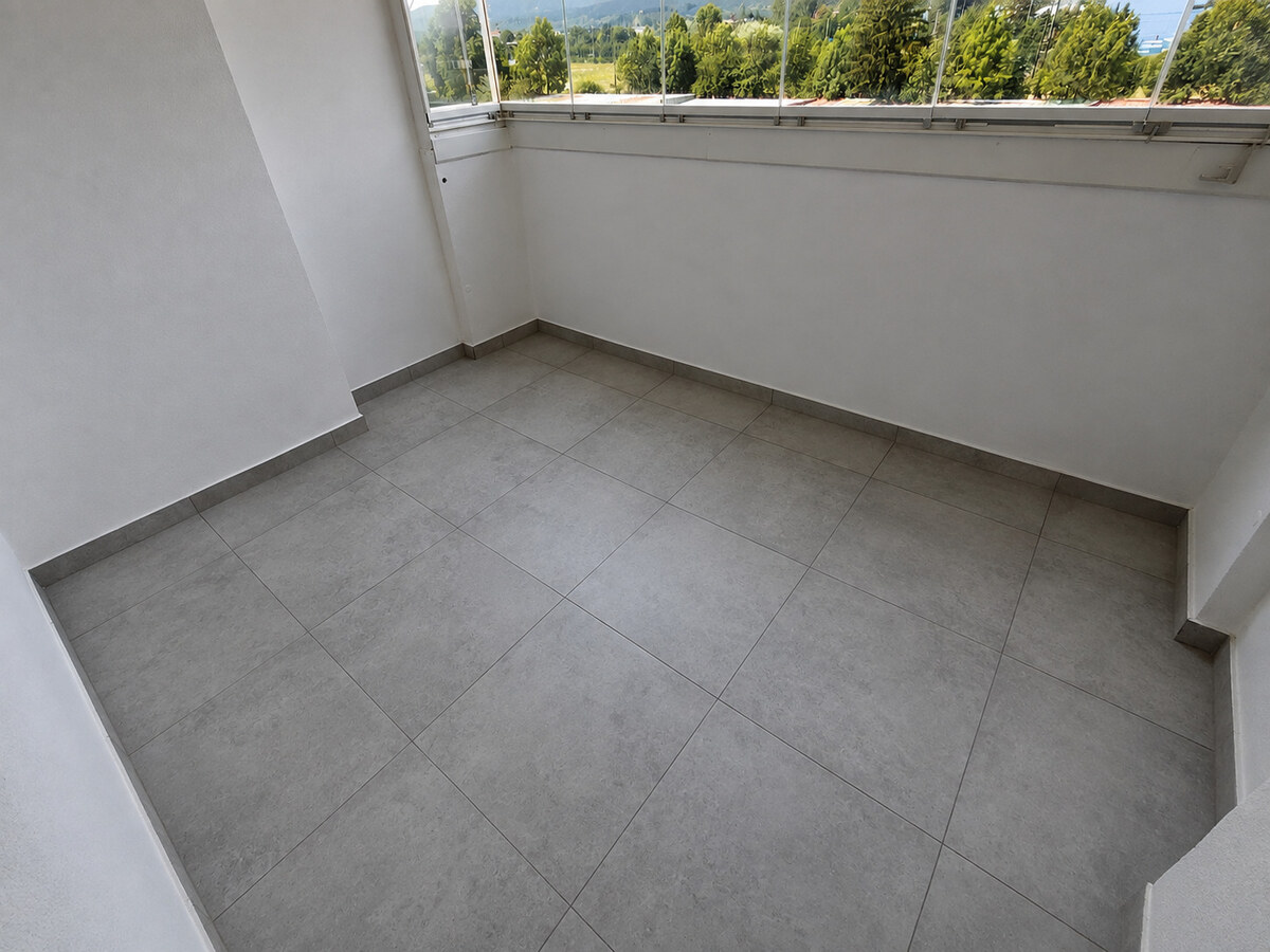 Znížená Cene Novo zrekonštruovaný 2 izbový byt s veľkou loggiou — foto 7