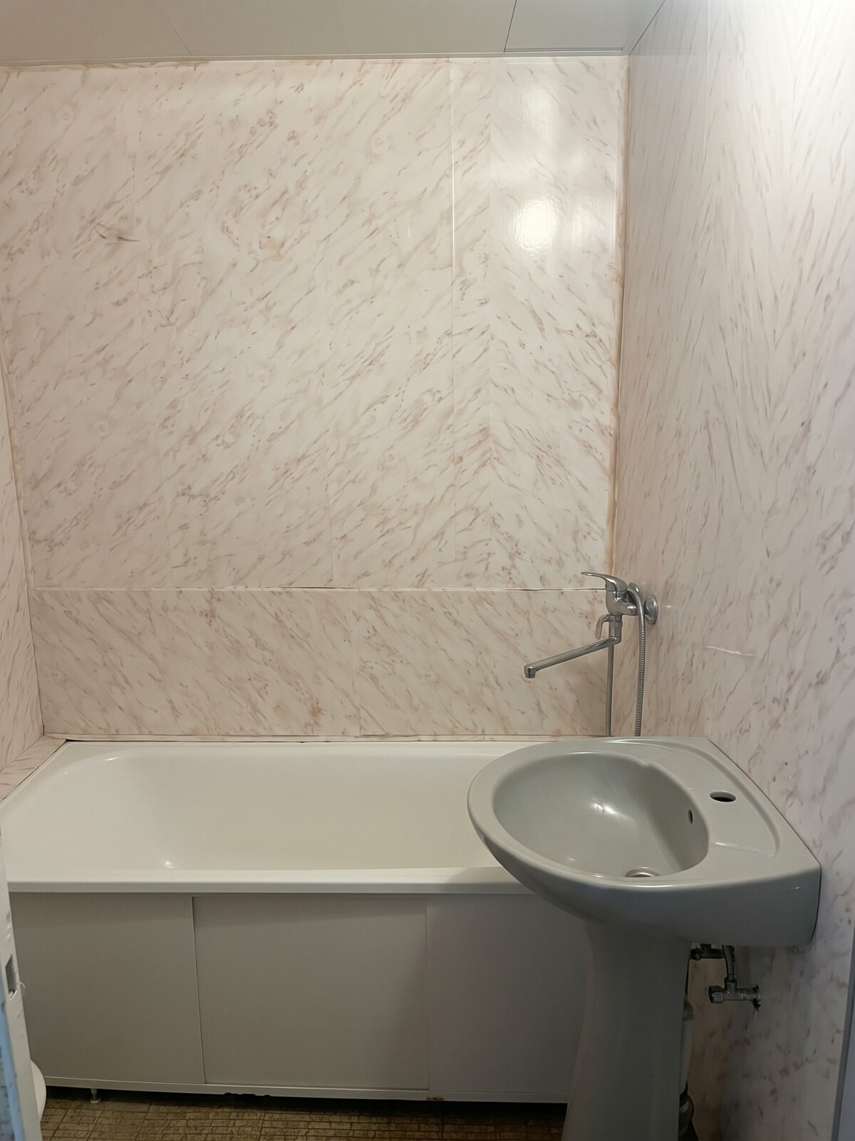 ZNÍŽENÁ  CENA !!!! - 2 izbový byt ul. Budovateľská — foto 8
