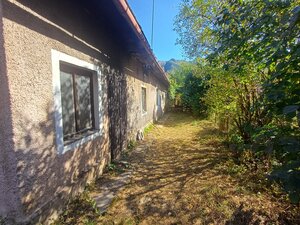 Rodinný dom s rozľahlým pozemkom-Brzotín. — foto 3