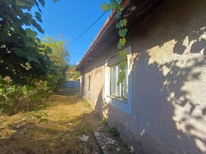 Rodinný dom s rozľahlým pozemkom-Brzotín. — foto 4