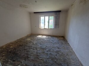 REZERVOVANÝ! Rodinný dom v  na okraji mesta Rožňava. — foto 11