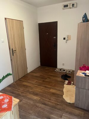Pekný 2 izbový byt v Dobšinej — foto 3
