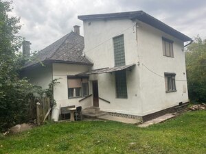 Rodinný dom zo záhradou. — foto 12