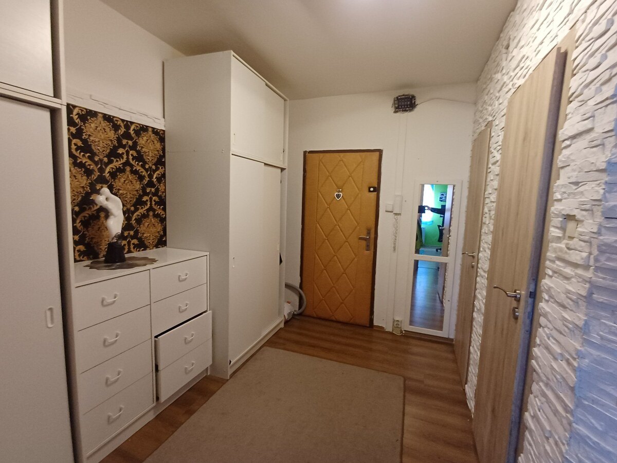 2 izbový byt s balkónom blízko centra mesta. — foto 2