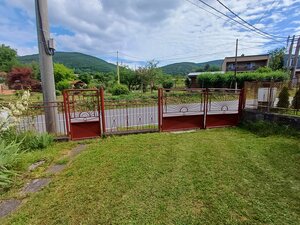 Pekný rodinný s nádherným výhladom. — foto 16