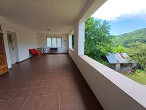Pekný rodinný s nádherným výhladom. — foto 9