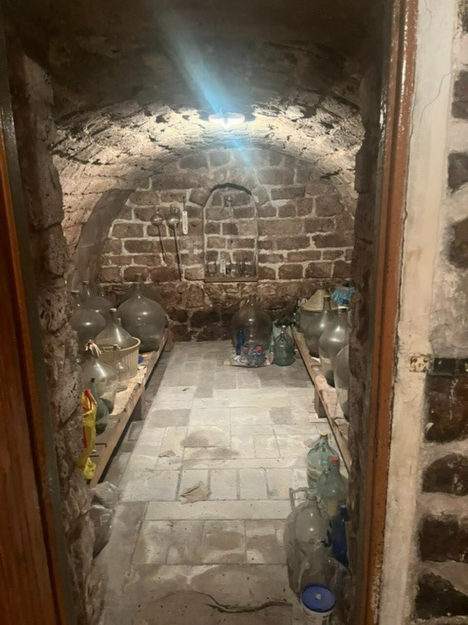 PREDAJ/ Krásna chalupa s vinicou/Jablonov nad Turňou — foto 7
