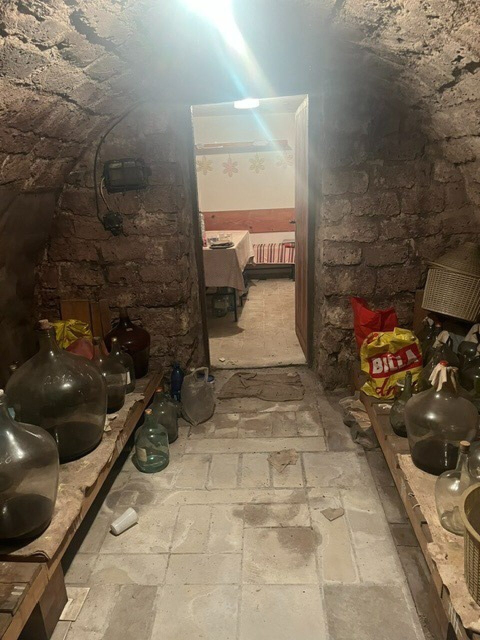 PREDAJ/ Krásna chalupa s vinicou/Jablonov nad Turňou — foto 8