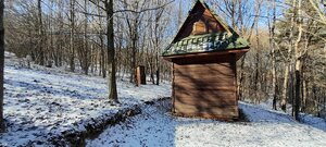 Záhradná chatka pri obci Krásnohorská Dlhá Lúka. — foto 3