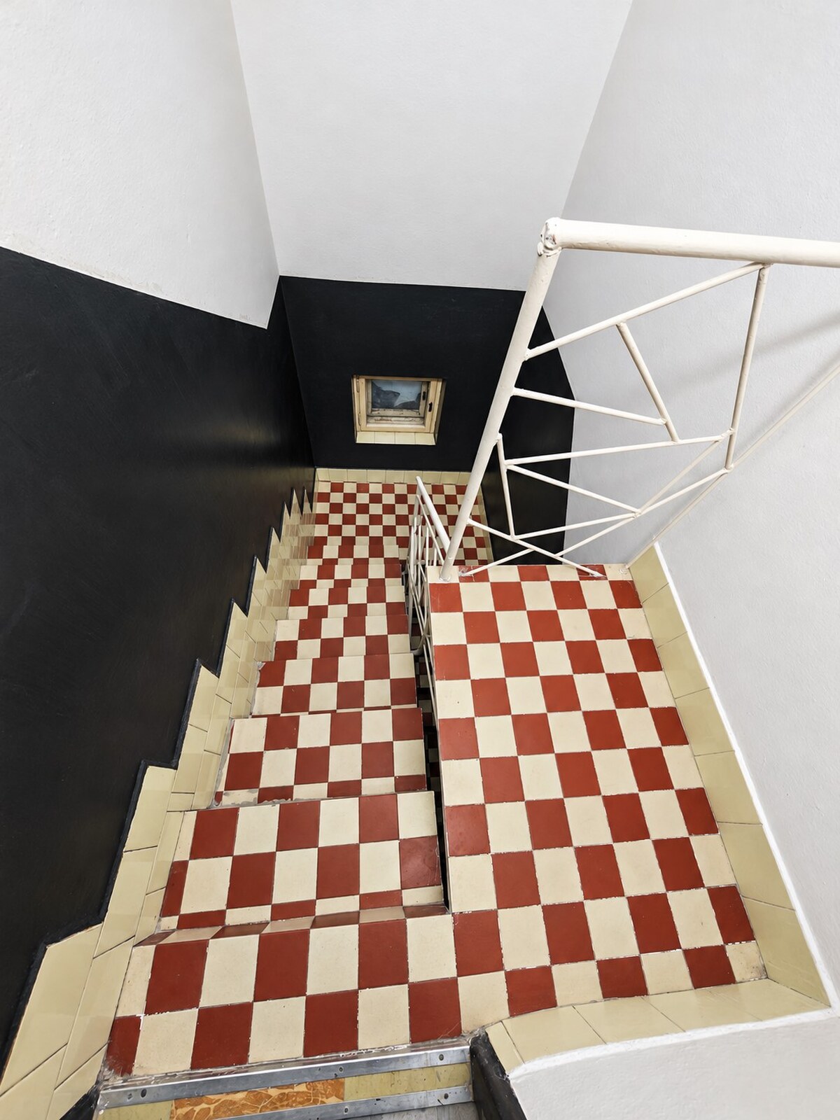 Na predaj  rodinný dom vo Veľkých Kosihách, bývanie+investícia. — foto 8