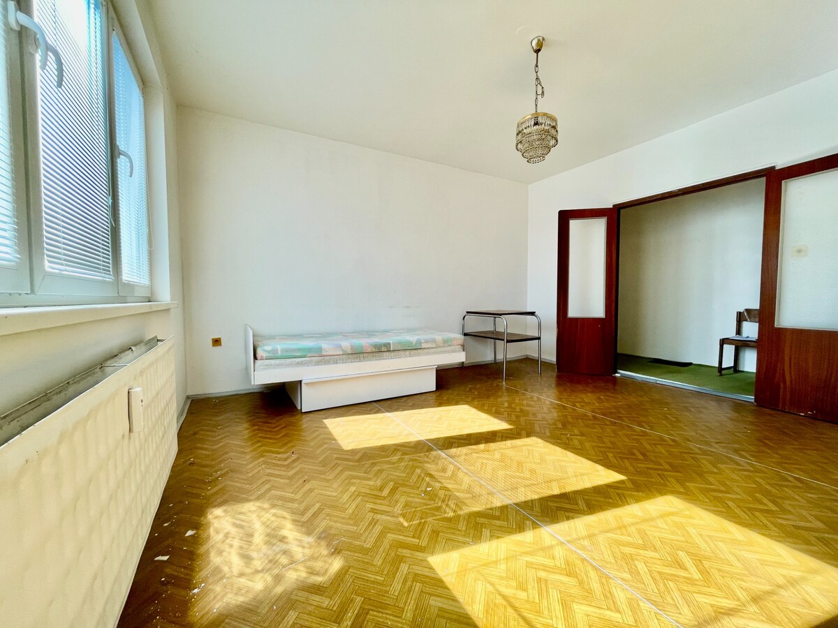 1-izbový byt s loggiou, Komárno — foto 6