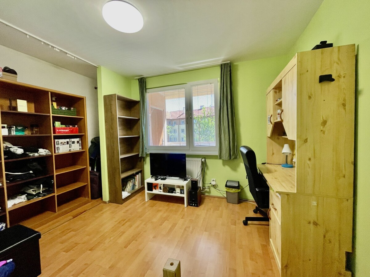 Prerobený klimatizovaný 3-izbový byt s loggiou a komorou, Komárno — foto 14