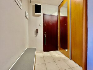 Prerobený klimatizovaný 3-izbový byt s loggiou a komorou, Komárno — foto 16