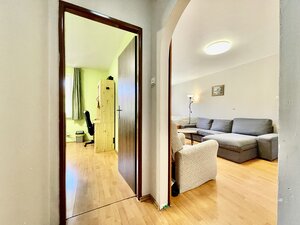 Prerobený klimatizovaný 3-izbový byt s loggiou a komorou, Komárno — foto 6