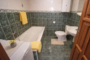 Rodinný dom s penziónom v  Podhájskej- bývanie a investícia v jednom. — foto 6