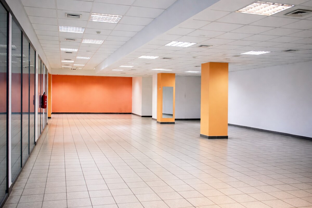 Na prenájom obchodné priestory v nákupnom stredisku Shop.Centre. — foto 3