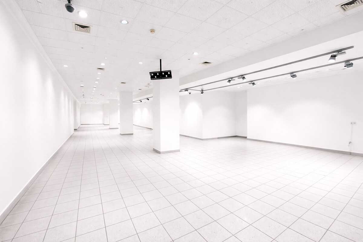 Na prenájom obchodné priestory v nákupnom stredisku Shop.Centre. — foto 9