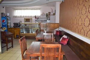 Na prenájom obchodný priestor v  centre mesta Komárno, 31,31 m2. — foto 1