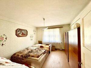 Rodinný dom s veľkým pozemkom /3094m2/, Dulovce — foto 9