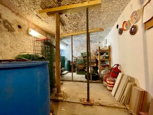Rodinný dom s bazénom a vínnou pivnicou, Komárno — foto 17