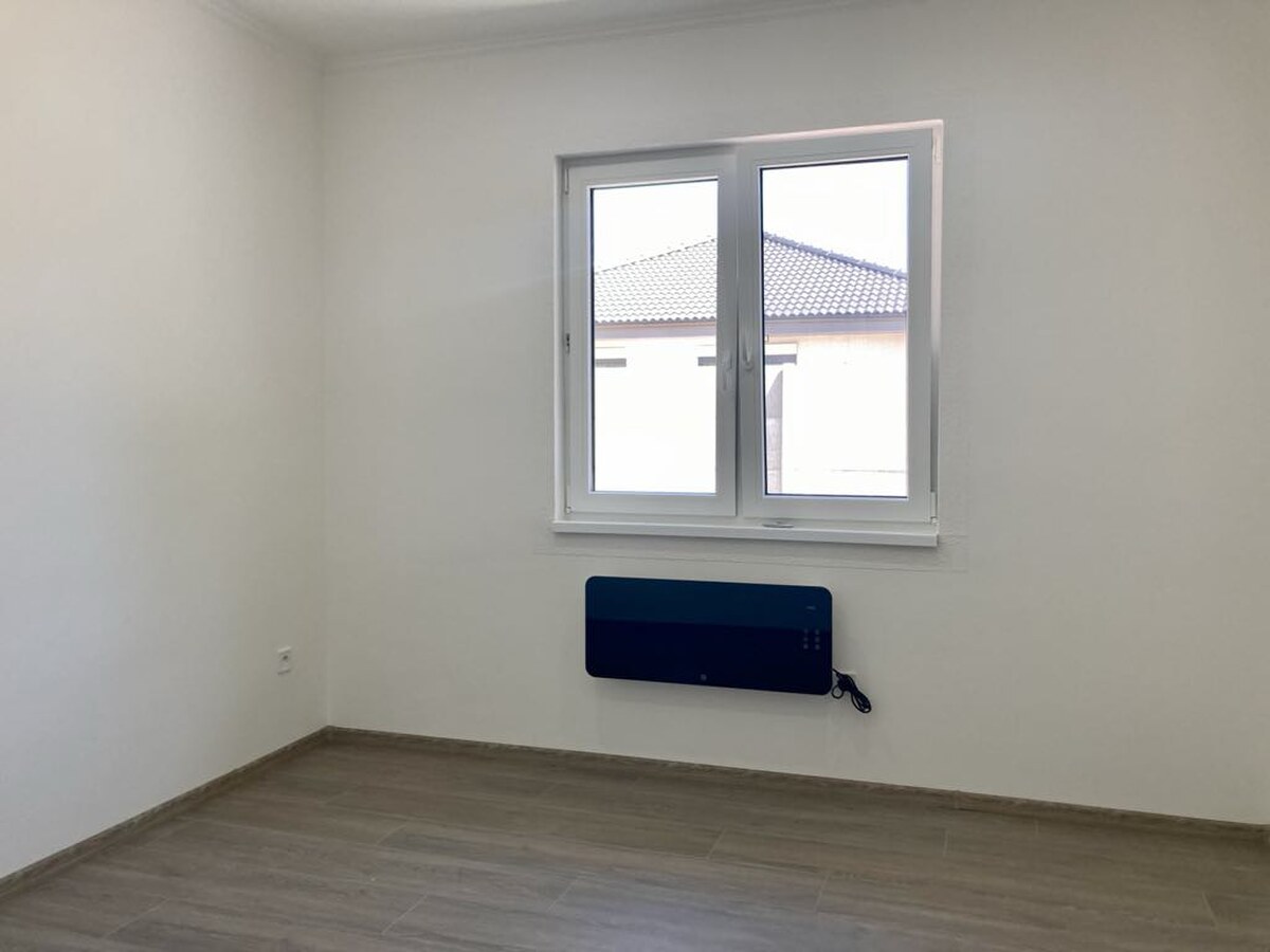 5-izbová novostavba rodinného domu, Kolárovo — foto 11
