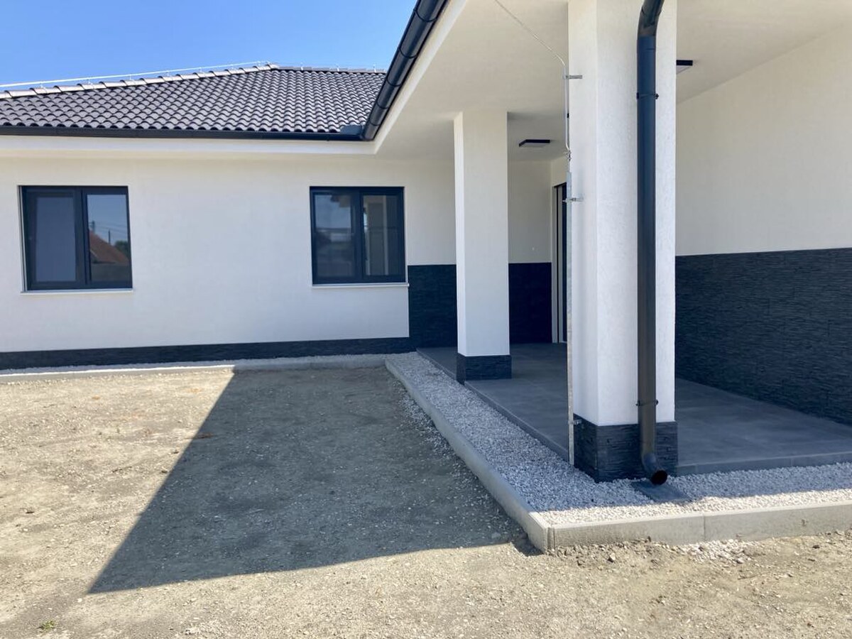 5-izbová novostavba rodinného domu, Kolárovo — foto 5