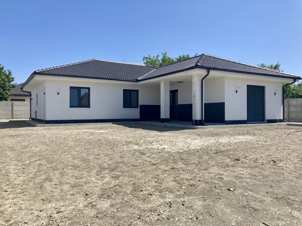 5-izbová novostavba rodinného domu, Kolárovo