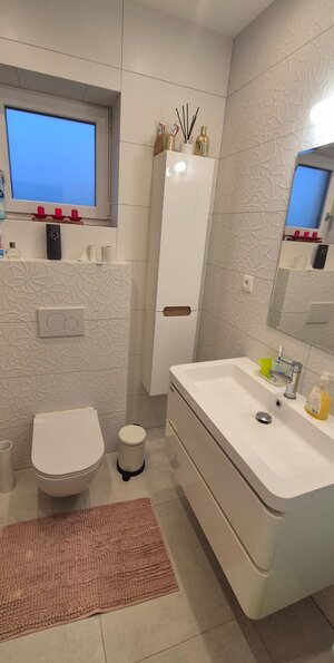 Samostatný 4-i RD Studienka – dvojgaráž, sauna, pozemok, ZNÍŽENÁ CENA — foto 23