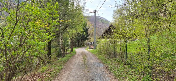 NA PREDAJ, pozemok vo výmere 1787 m2, IS pri pozemku k.ú. Pernek