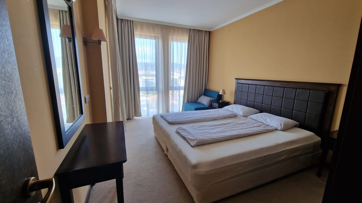 Predaj, 2 i apartmán 72 m2 + balkón výhľad na more, Burgas, BULHARSKO — foto 12