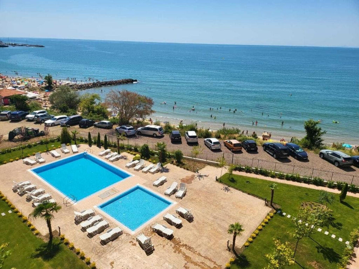 Predaj, 2 i apartmán 61 m2 s balkónom, letovisko Sveti Vlas BULHARSKO — foto 2