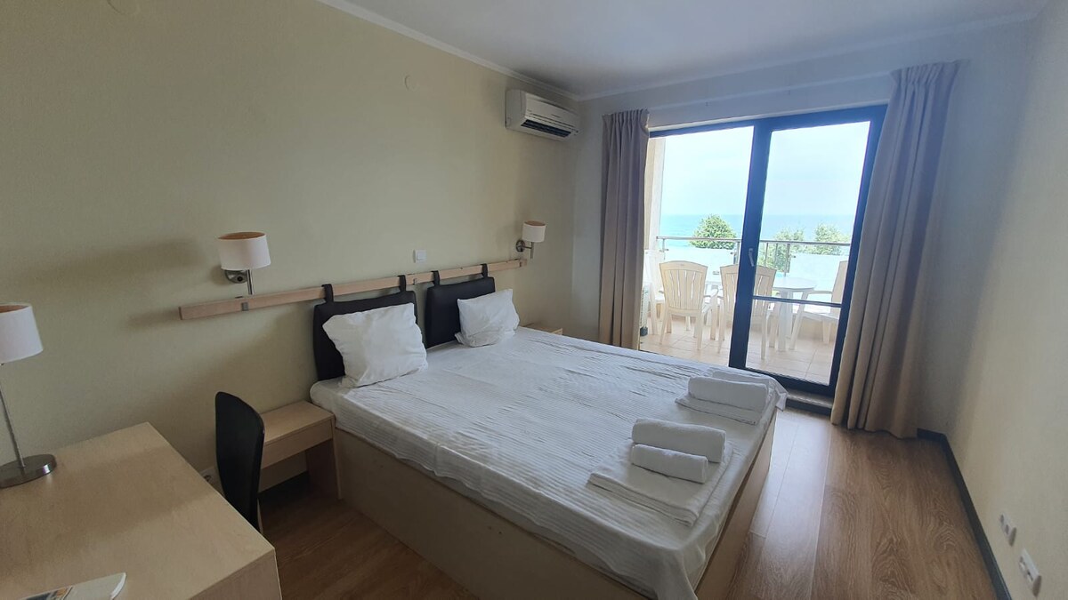 Predaj, 2 i apartmán 61 m2 s balkónom, letovisko Byala BULHARSKO — foto 9