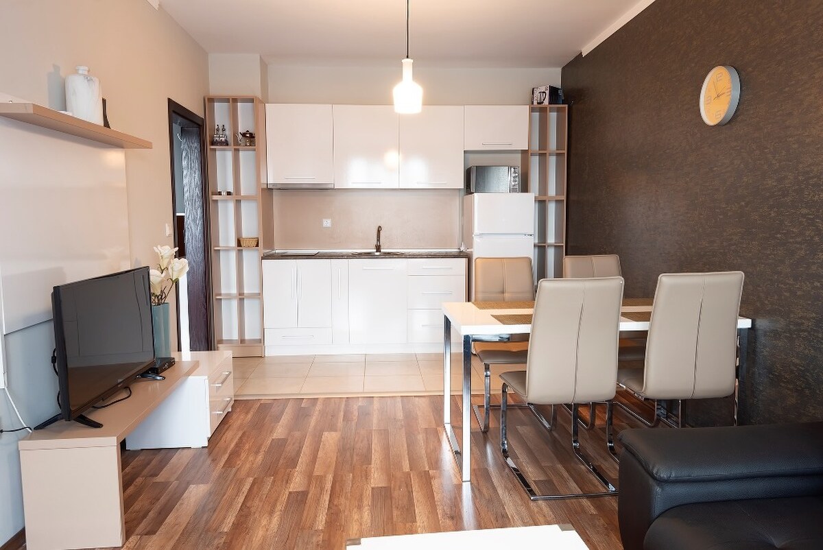 Predaj, 2 i apartmán 60 m2 s balkónom, letovisko Prímorsko BULHARSKO — foto 7