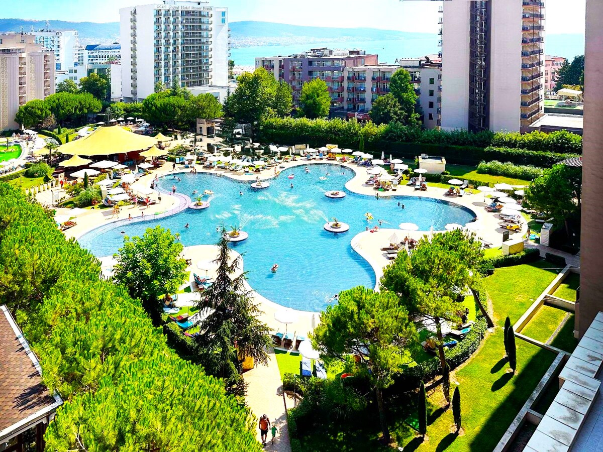 Predaj, 2 i apartmán v 5* SPA rezorte Barcelo Royal Beach, BULHARSKO