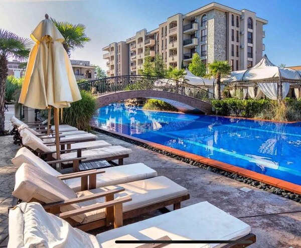 Predaj, 2 i apartmán 73 m2 v 4* Cascadas na Slnečnom Pobreží BULHARSKO