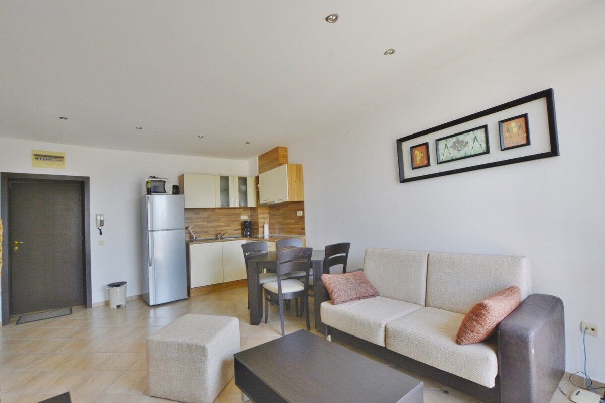 Predaj, 3 i apartmán 139 m2 s výhľadom v letovisku Byala BULHARSKO — foto 8