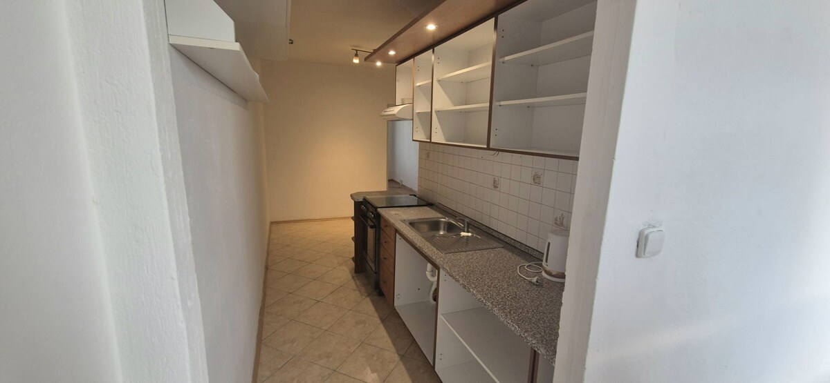 Predaj, 3 i byt, 2 balkóny, potenciál na modernizáciu, sídlisko JUH MA — foto 12