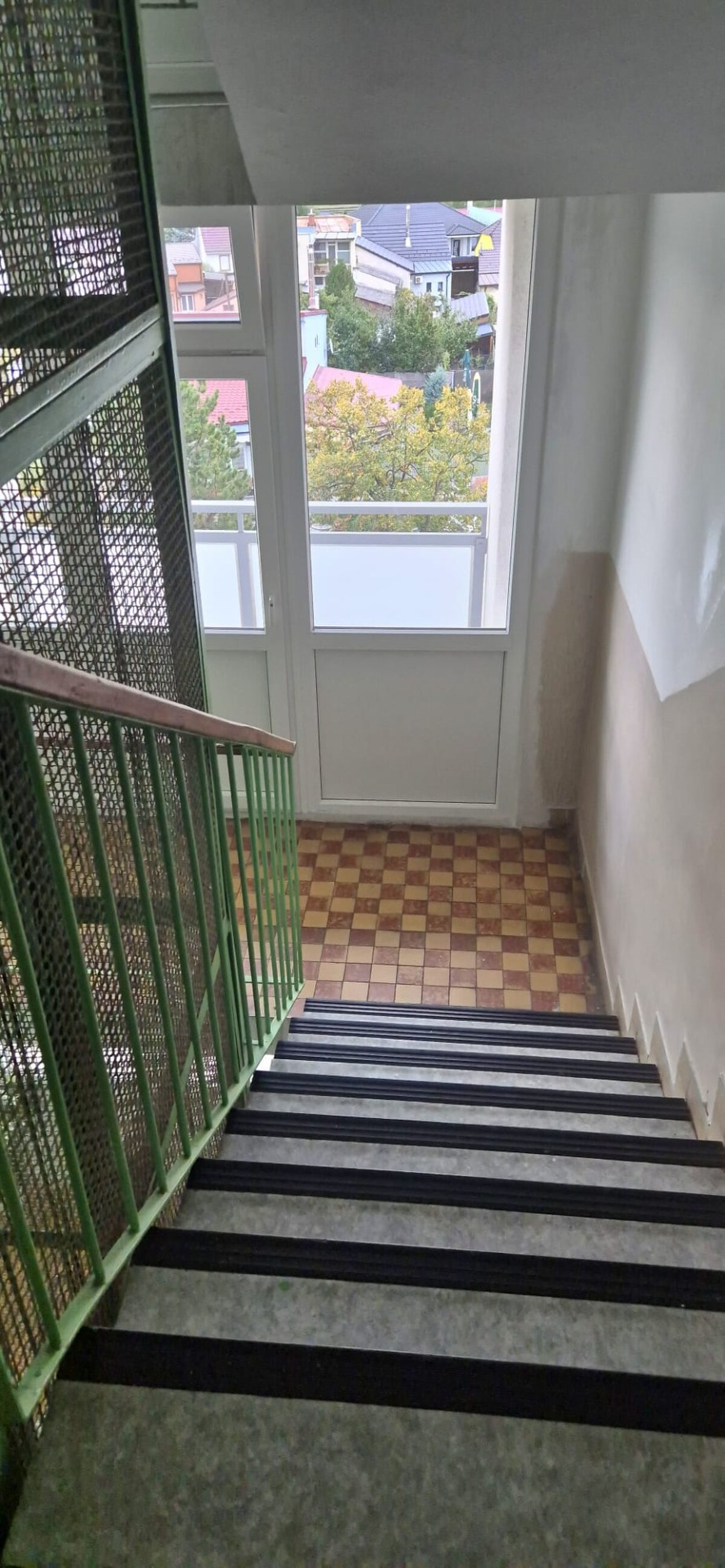 Predaj, 3 i byt, 2 balkóny, potenciál na modernizáciu, sídlisko JUH MA — foto 27