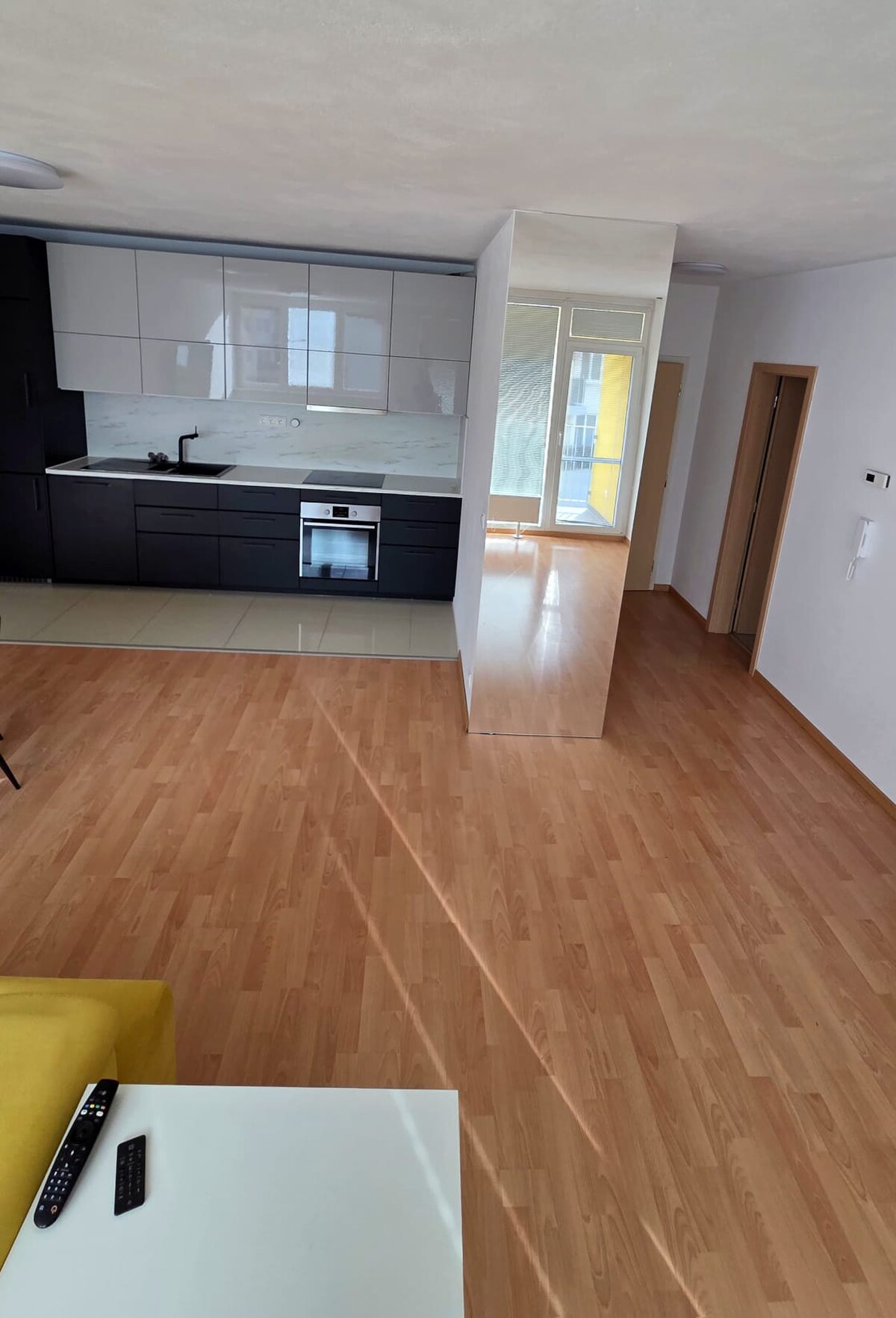 Prenájom, 2 i byt  67,5 m2, balkón, parkovanie, Devínska Nová Ves, BA — foto 3