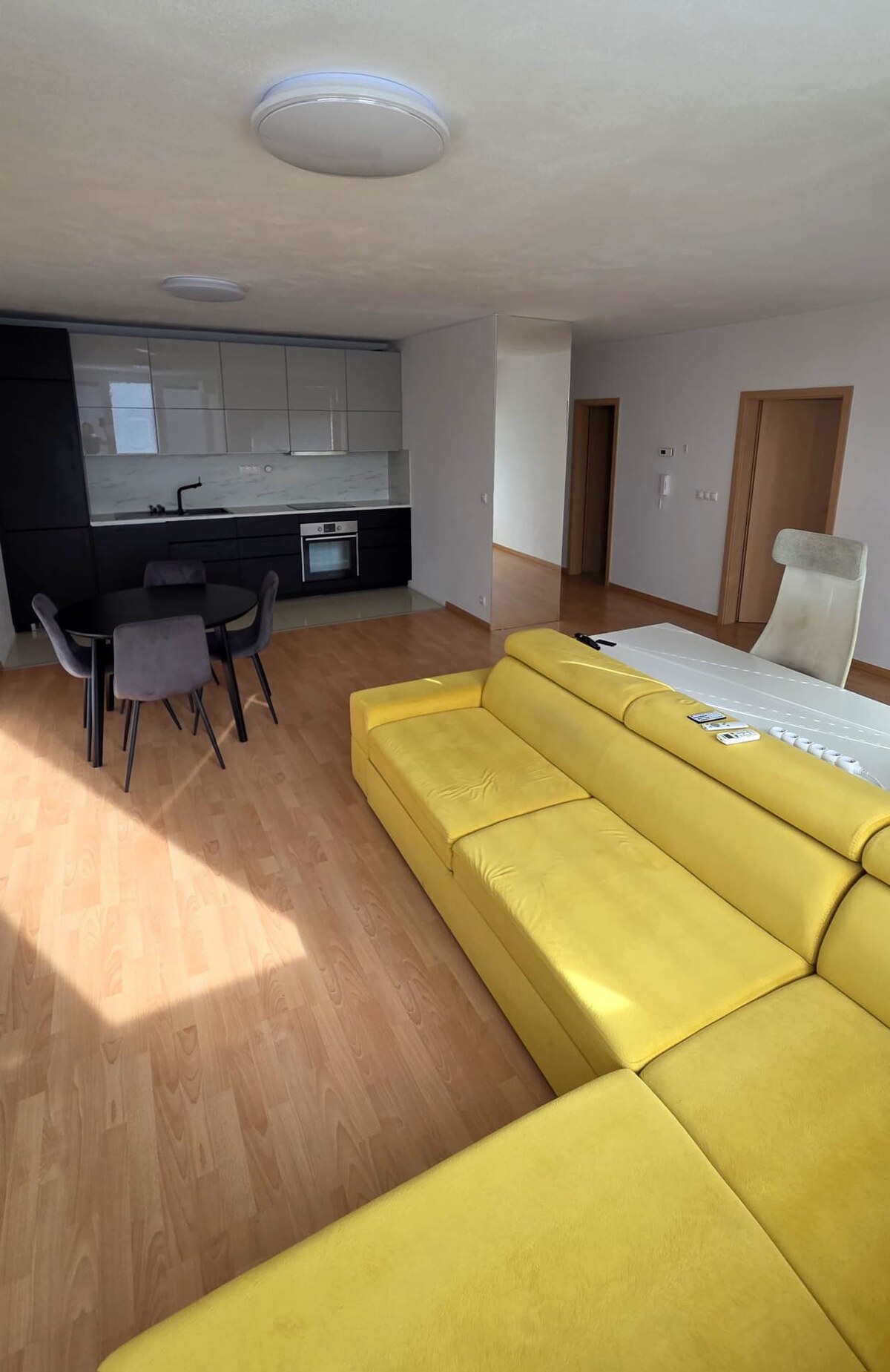 Prenájom, 2 i byt  67,5 m2, balkón, parkovanie, Devínska Nová Ves, BA — foto 4