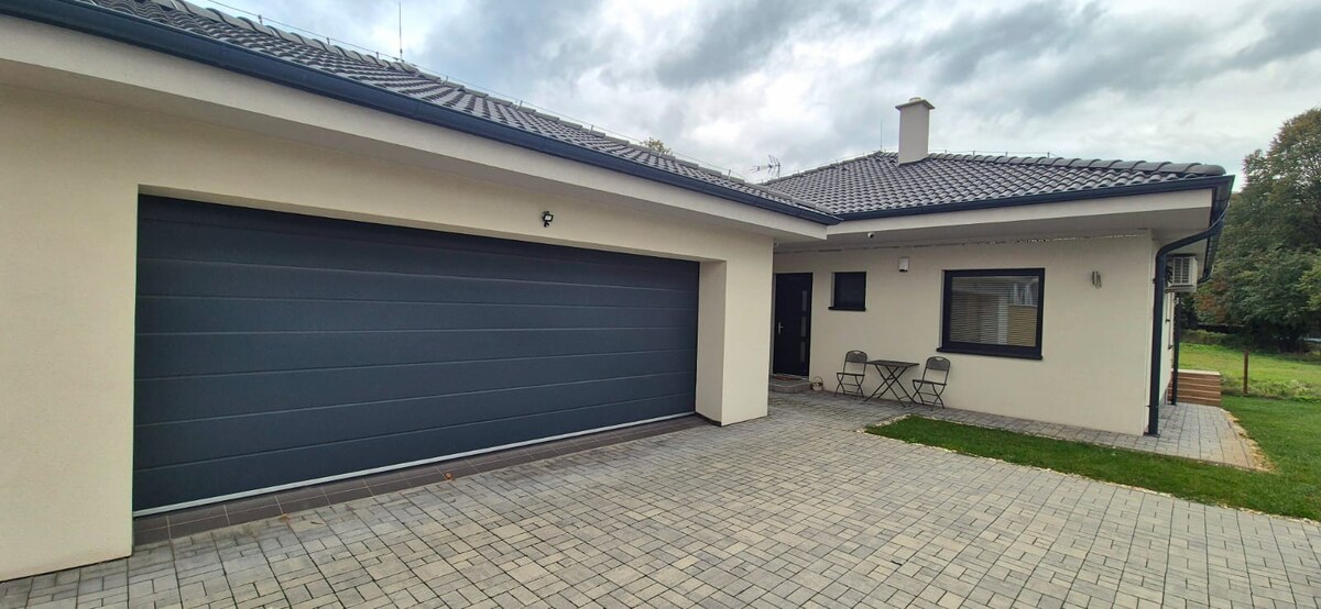 Predaj, 4 i RD Studienka, dvojgaráž, sauna, pozemok 719 m2