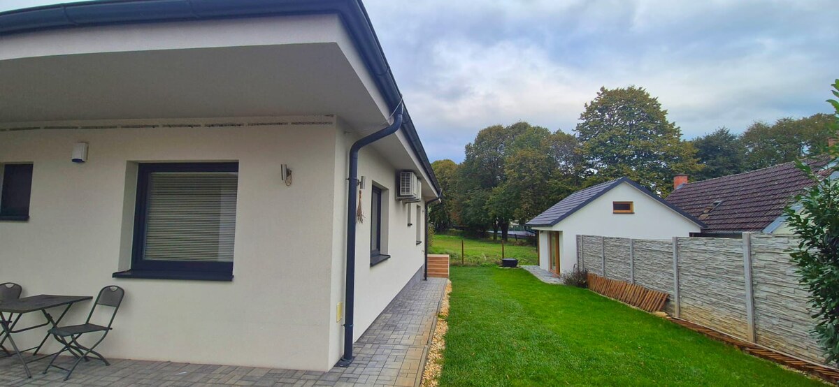 Predaj, 4 i RD Studienka, dvojgaráž, sauna, pozemok 719 m2 — foto 5