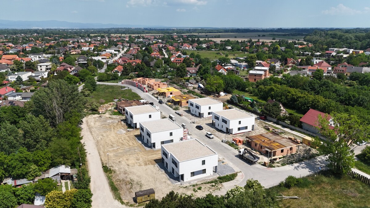 SKOLAUDOVANÝ 4 izbový RD, ÚP 128 m2 S TEP. ČERPADLOM, POZEMOK 405 m2 — foto 4
