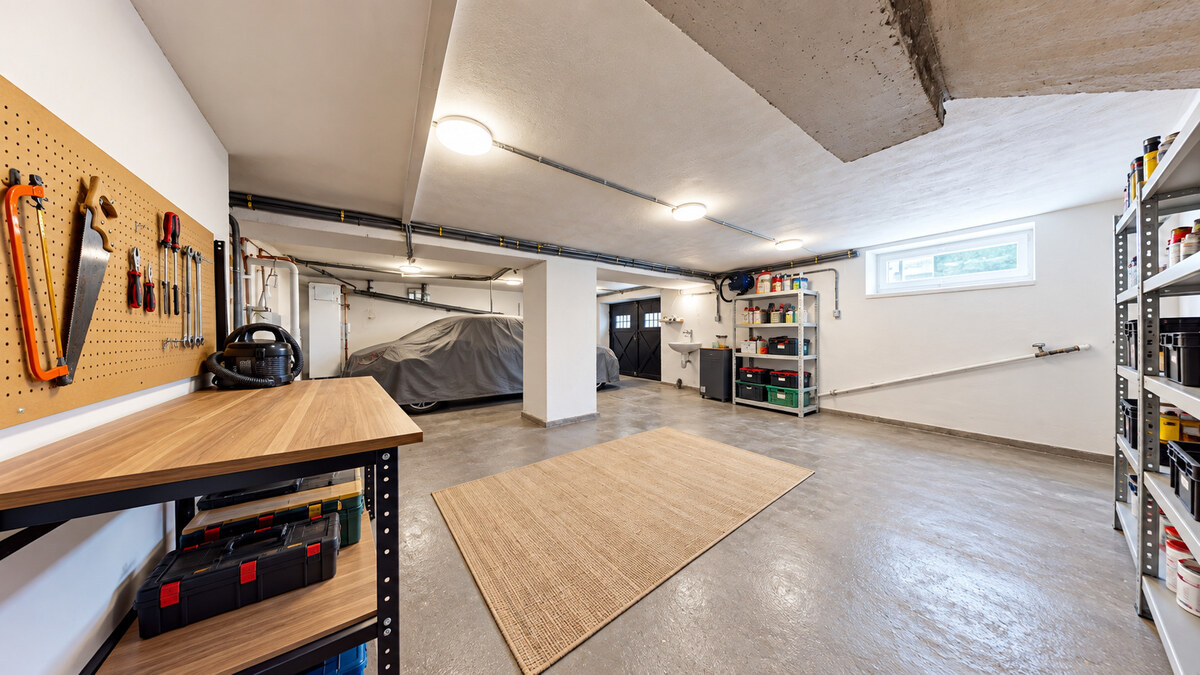 BERNOLÁKOVO - Hlavná ulica - UP cca 210 m² a pozemkom 957 m², garáž — foto 14