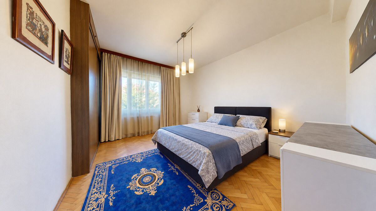 BERNOLÁKOVO - Hlavná ulica - UP cca 210 m² a pozemkom 957 m², garáž — foto 8